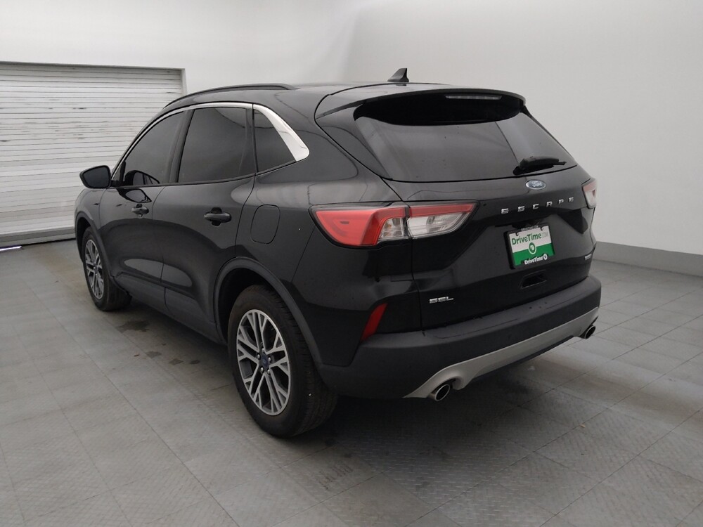 2020 Ford Escape in Fort Myers, FL 33907 - 18112443 3