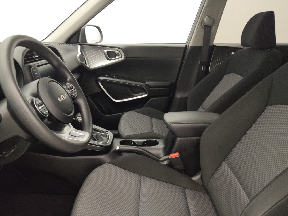 2024 Kia Soul in Fort Myers, FL 33907 - 18112445 17