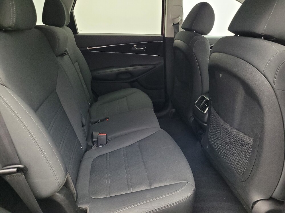 2020 Kia Sorento in Gainesville, FL 32609 - 18112447 19