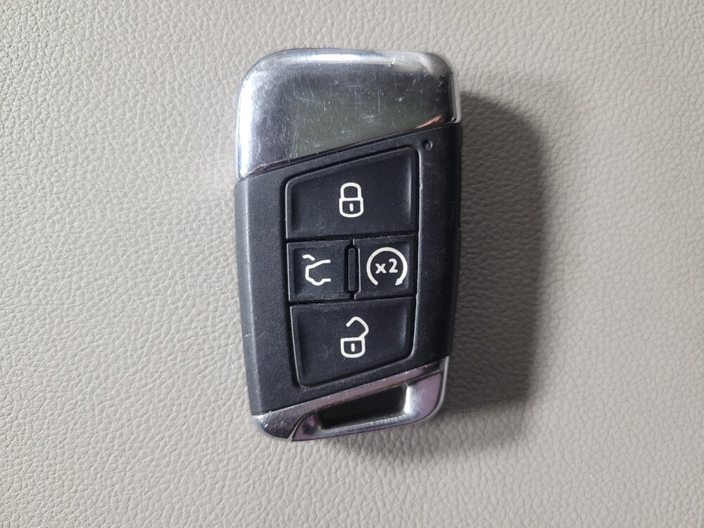 2021 Volkswagen Atlas in Macon, GA 31210 - 18112461 32