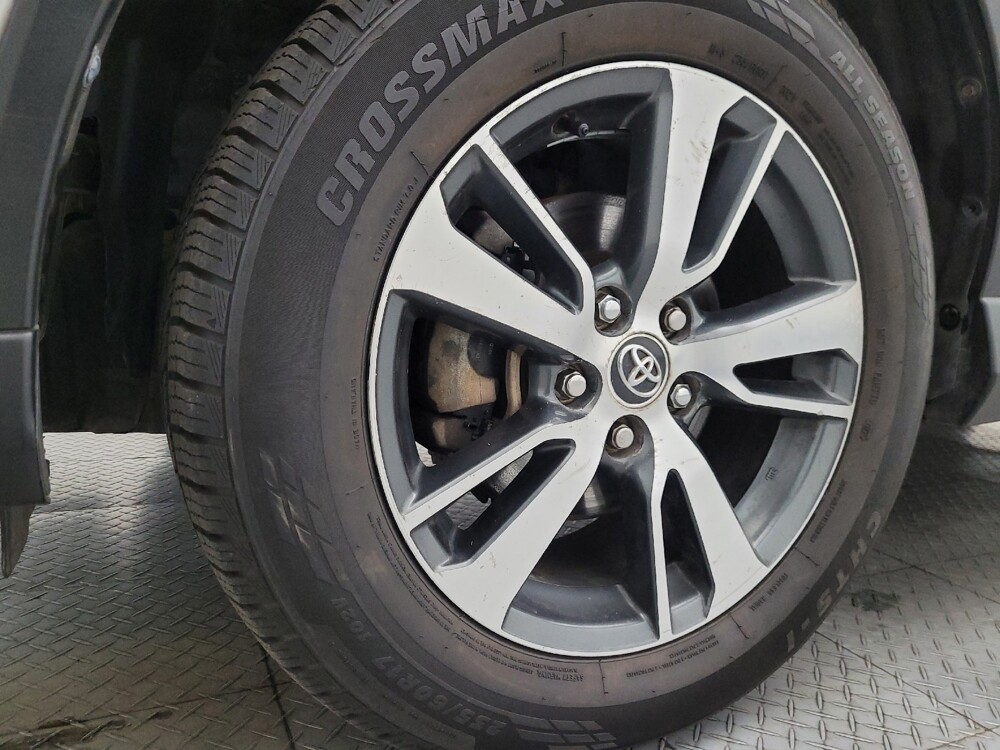 2017 Toyota RAV4 in Phoenix, AZ 85022 - 18112465 31