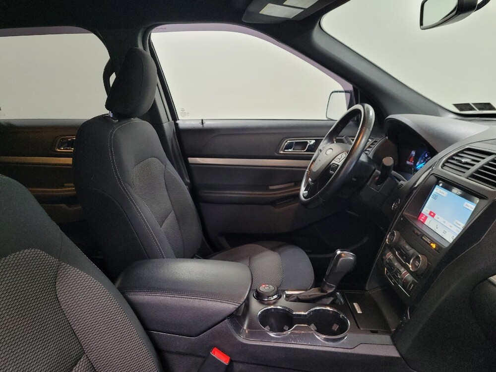 2019 Ford Explorer in Pittsburgh, PA 15236 - 18112470 21
