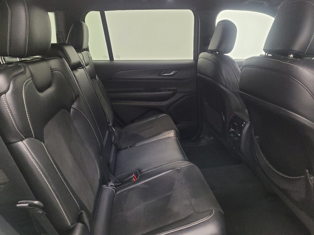 2024 Jeep Grand Cherokee L in Louisville, KY 40258 - 18112478 19