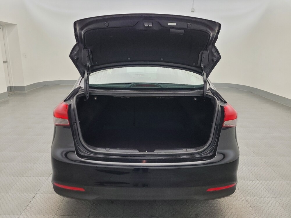 2017 Kia Forte in Mesa, AZ 85210 - 18112481 29