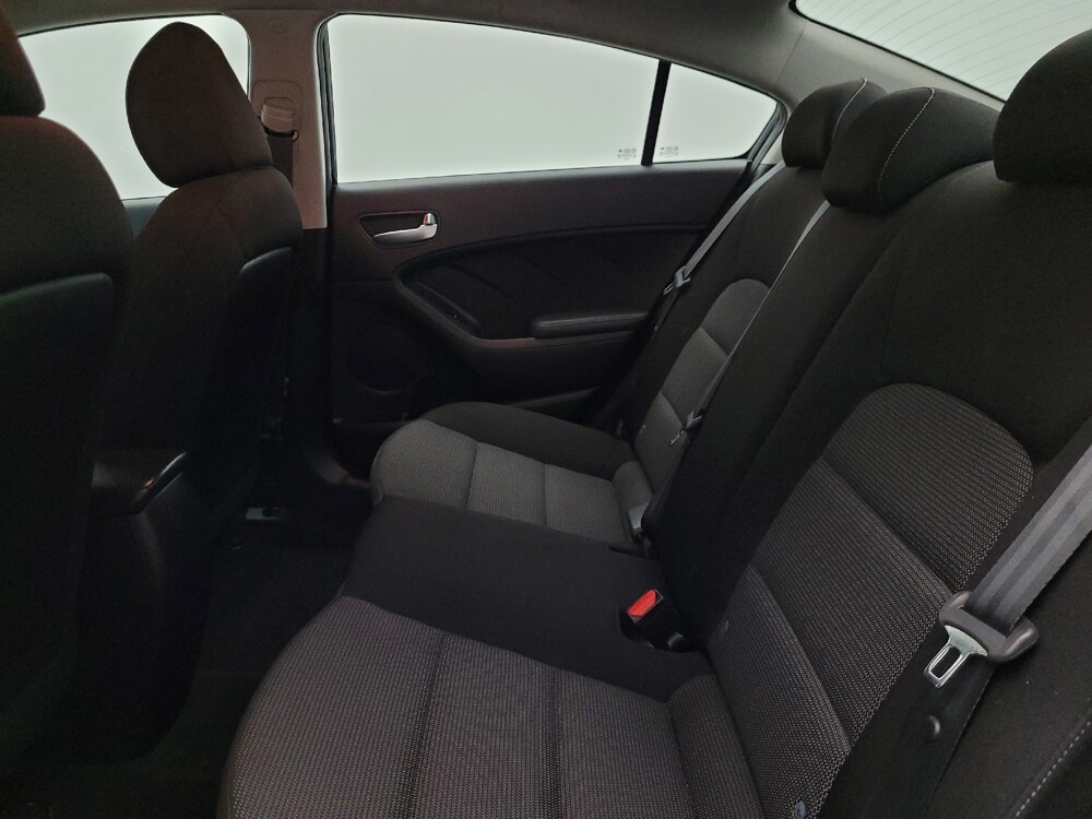 2017 Kia Forte in Mesa, AZ 85210 - 18112481 18