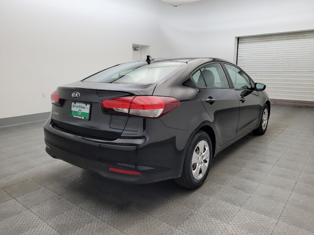 2017 Kia Forte in Mesa, AZ 85210 - 18112481 9