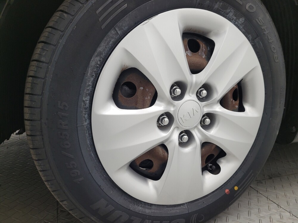 2017 Kia Forte in Mesa, AZ 85210 - 18112481 31