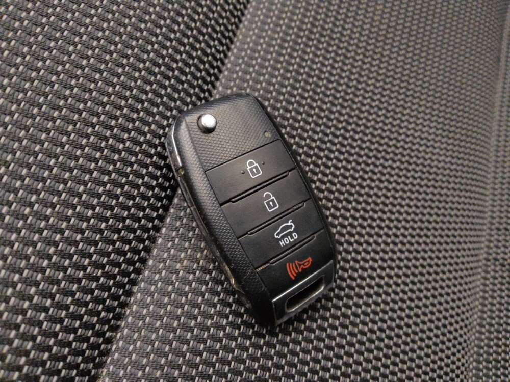 2017 Kia Forte in Mesa, AZ 85210 - 18112481 32