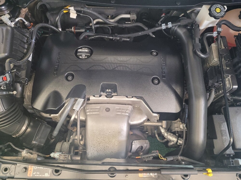 2019 Chevrolet Equinox in Maple Heights, OH 44137 - 18112483 30