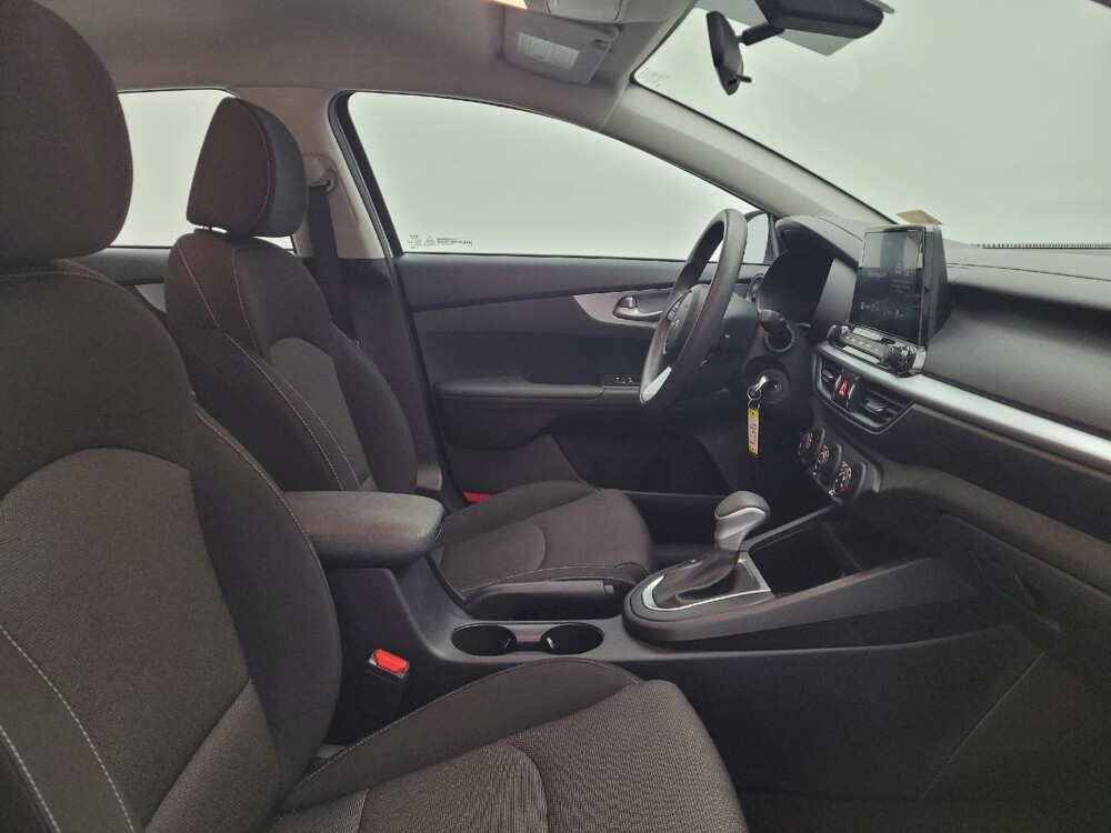 2023 Kia Forte in Maple Heights, OH 44137 - 18112484 21
