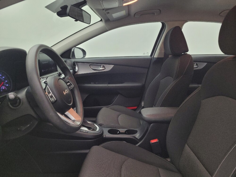 2023 Kia Forte in Maple Heights, OH 44137 - 18112484 17