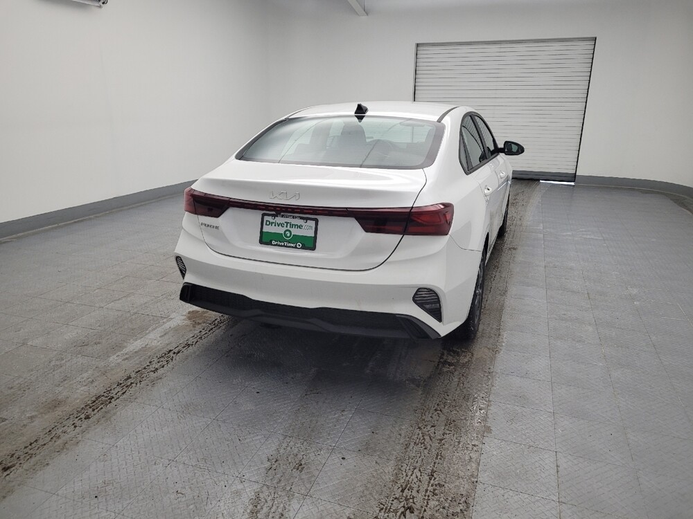 2023 Kia Forte in Maple Heights, OH 44137 - 18112484 7
