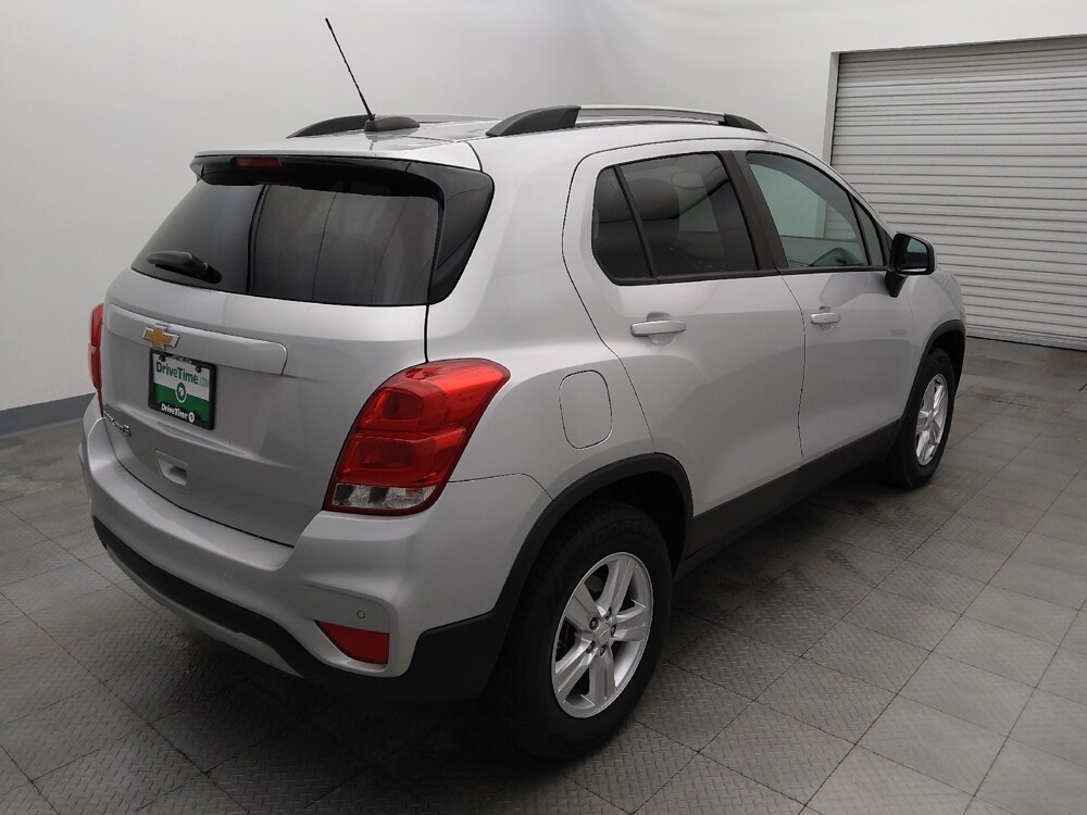 2022 Chevrolet Trax in San Antonio, TX 78238 - 18112487 9