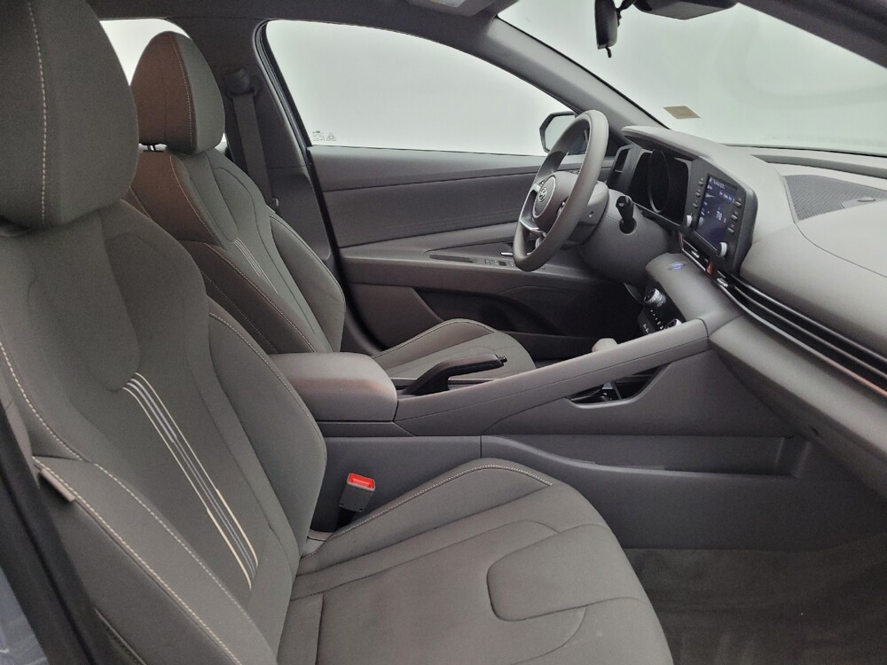 2023 Hyundai Elantra in Maple Heights, OH 44137 - 18112488 21