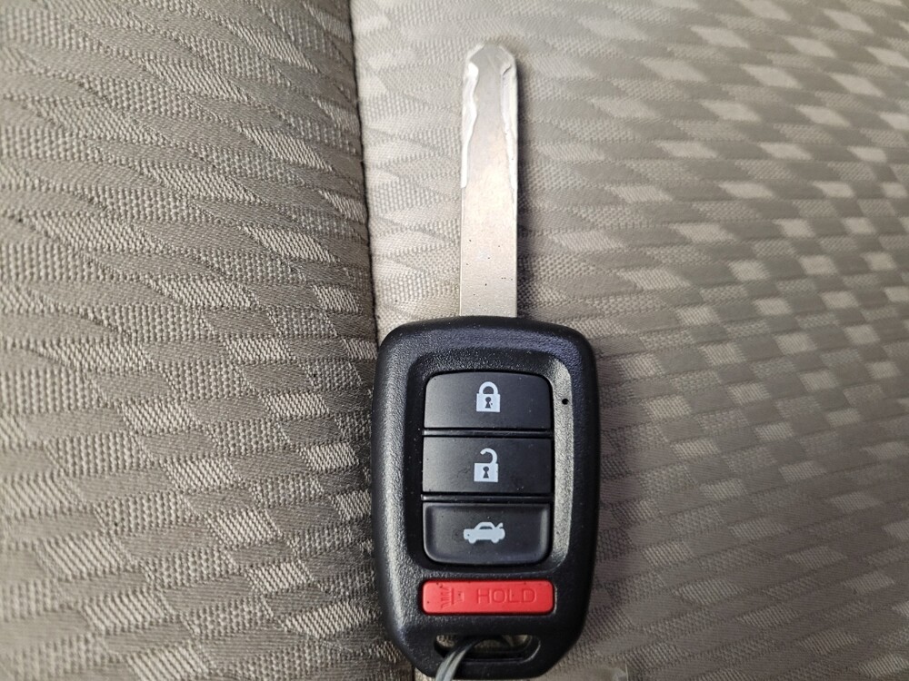 2014 Honda Civic in Louisville, KY 40258 - 18112492 32