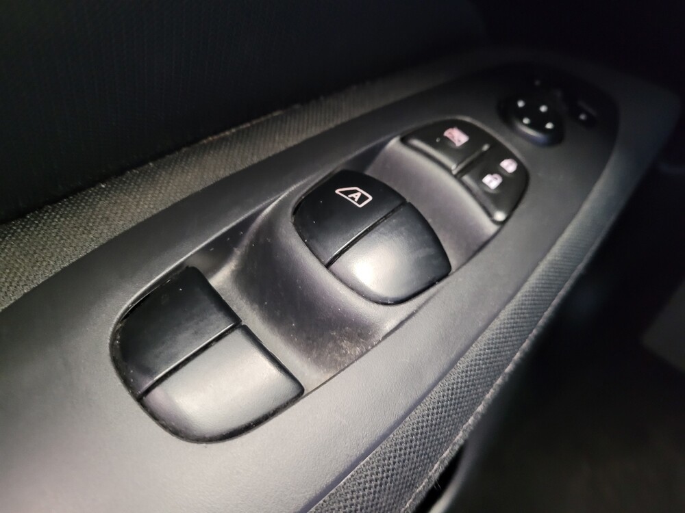 2017 Nissan Pathfinder in Louisville, KY 40258 - 18112493 27