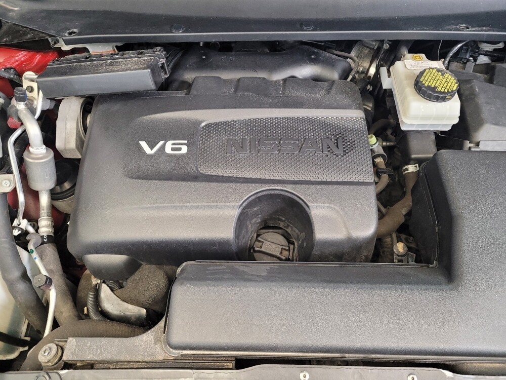 2017 Nissan Pathfinder in Louisville, KY 40258 - 18112493 30