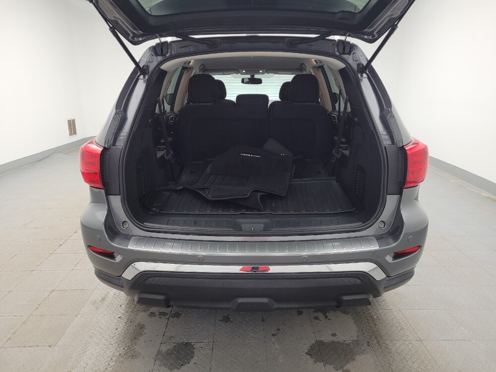 2020 Nissan Pathfinder in Louisville, KY 40258 - 18112494 29