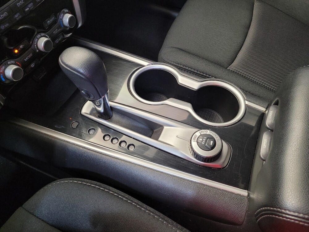 2020 Nissan Pathfinder in Louisville, KY 40258 - 18112494 26