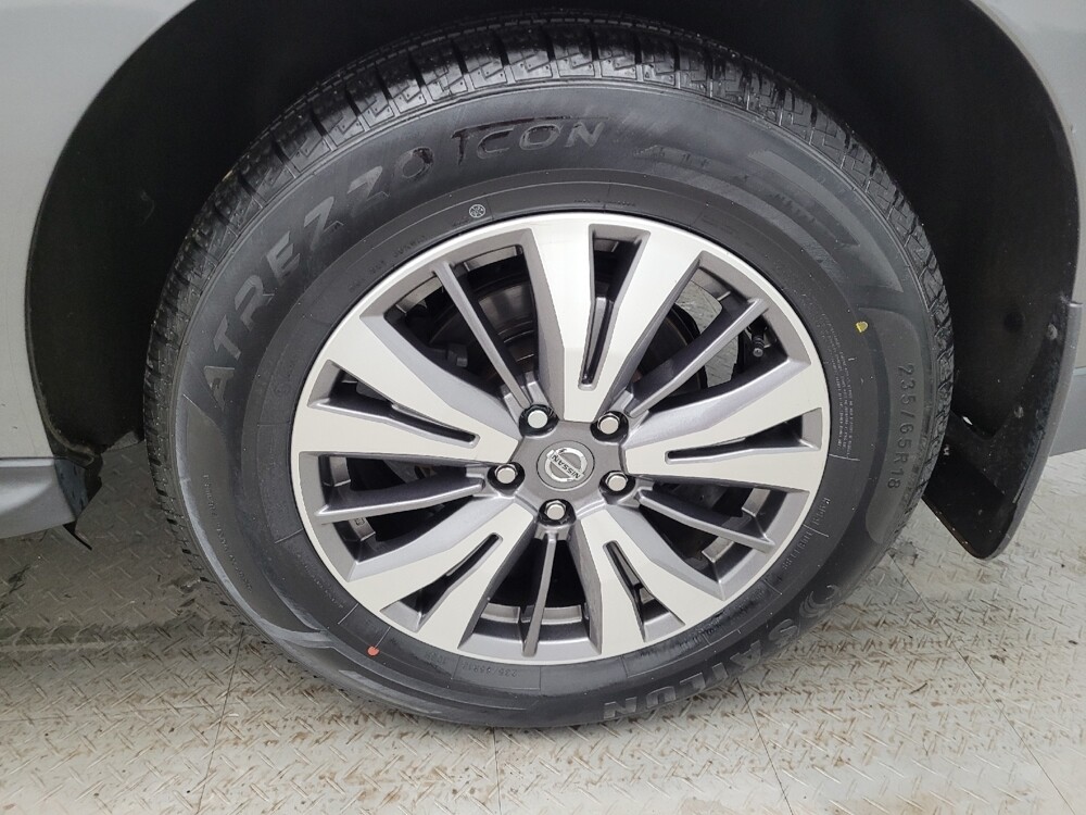 2020 Nissan Pathfinder in Louisville, KY 40258 - 18112494 31