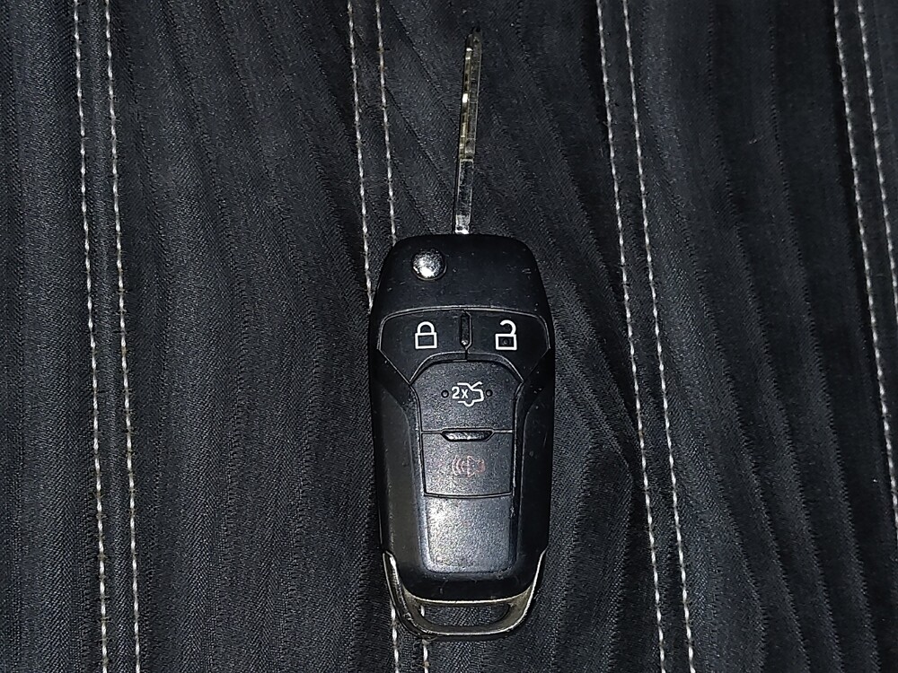 2016 Ford Fusion in Mobile, AL 36606 - 18112499 32