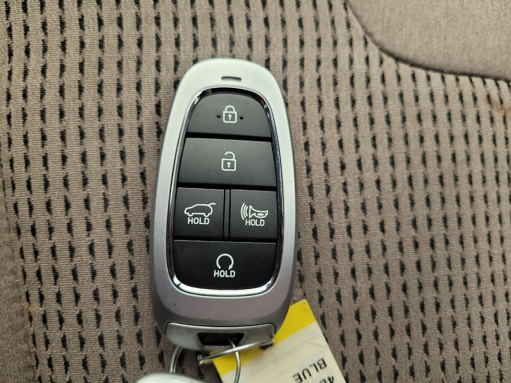 2023 Hyundai Santa Fe in Maple Heights, OH 44137 - 18112503 32