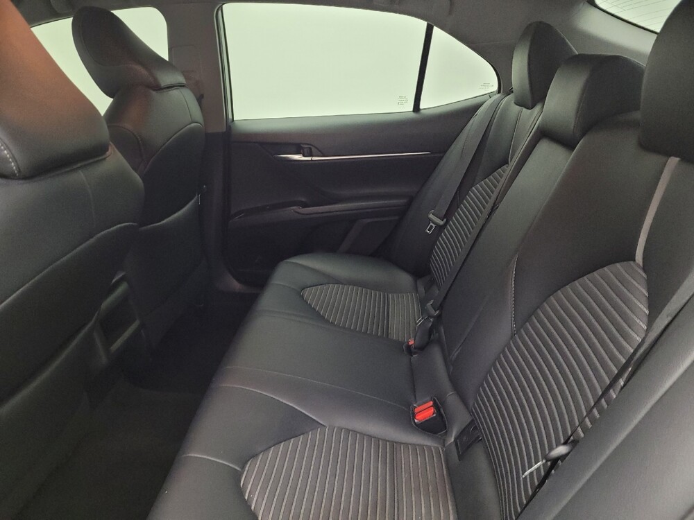 2019 Toyota Camry in Toledo, OH 43617 - 18112506 18