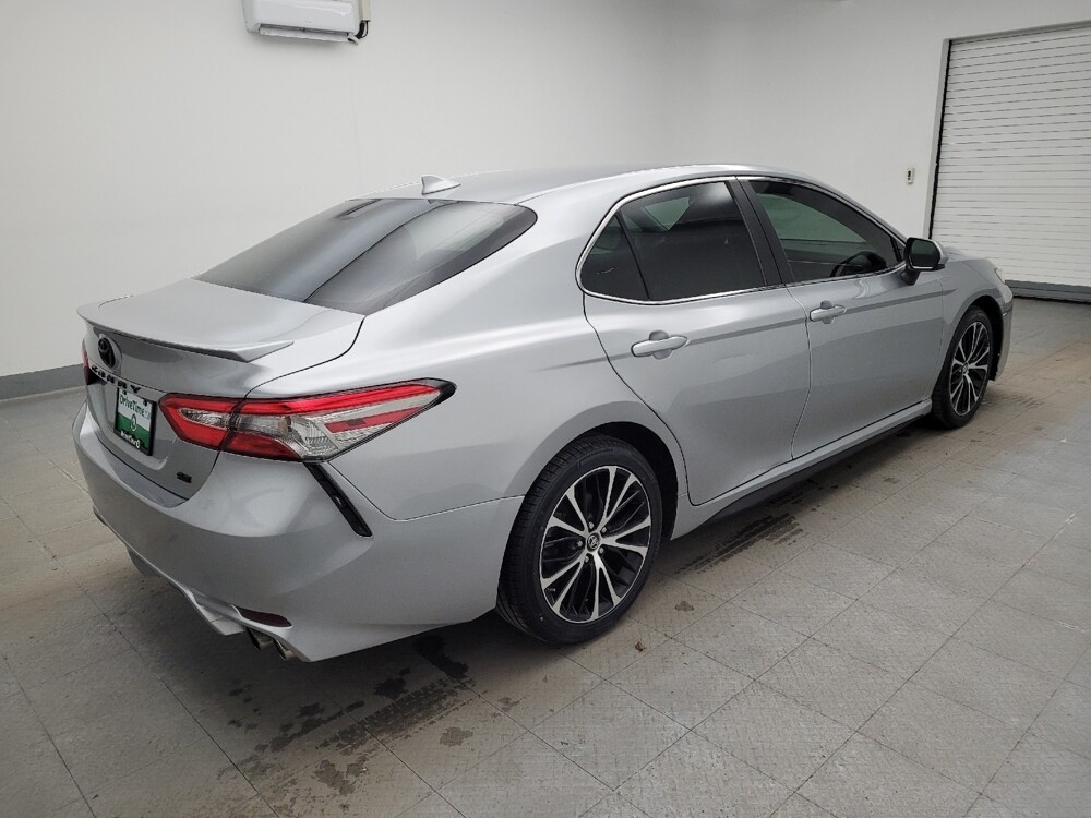 2019 Toyota Camry in Toledo, OH 43617 - 18112506 10