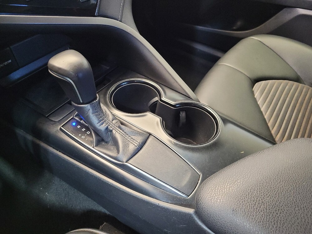 2019 Toyota Camry in Toledo, OH 43617 - 18112506 26