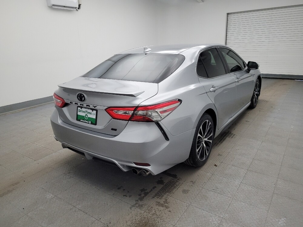 2019 Toyota Camry in Toledo, OH 43617 - 18112506 9