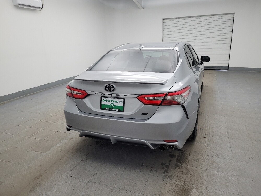 2019 Toyota Camry in Toledo, OH 43617 - 18112506 7