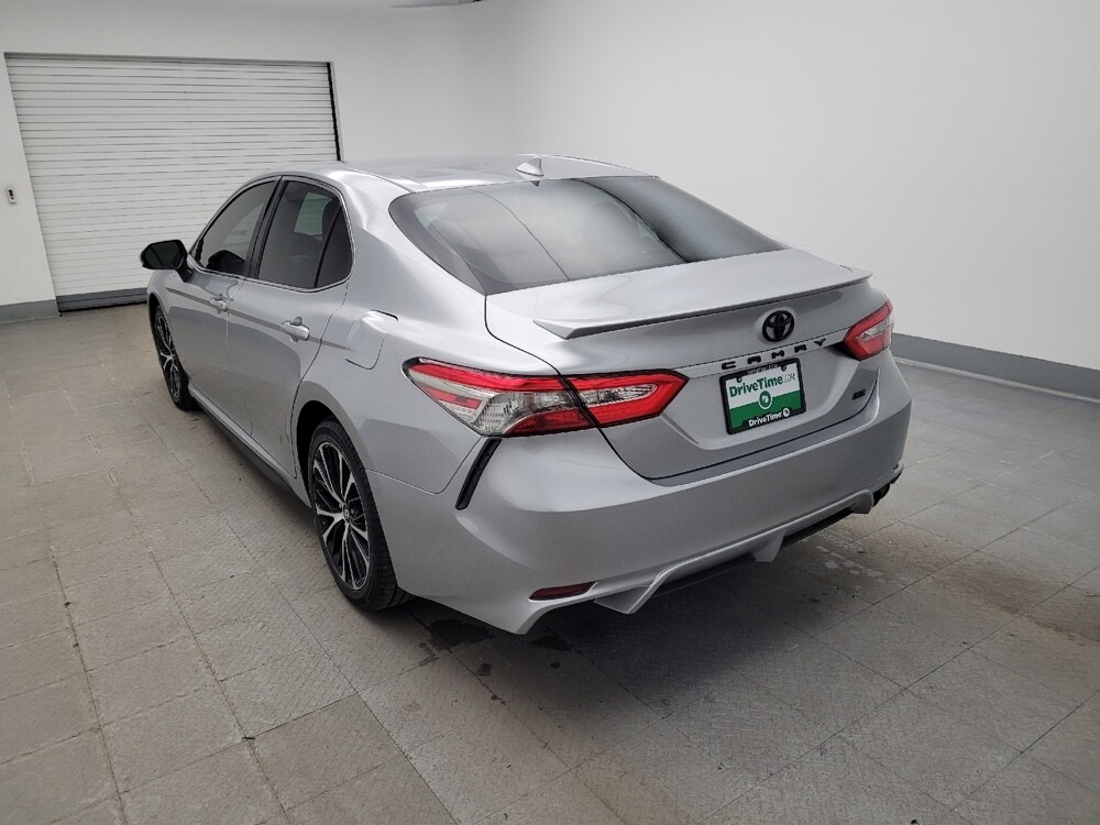 2019 Toyota Camry in Toledo, OH 43617 - 18112506 5