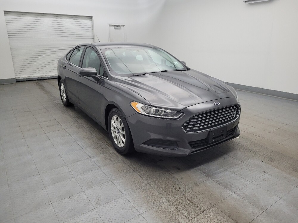 2016 Ford Fusion in Maple Heights, OH 44137 - 18112509 13