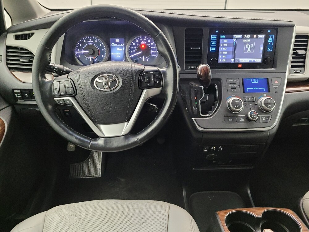 2017 Toyota Sienna in Columbus, OH 43228 - 18112511 22