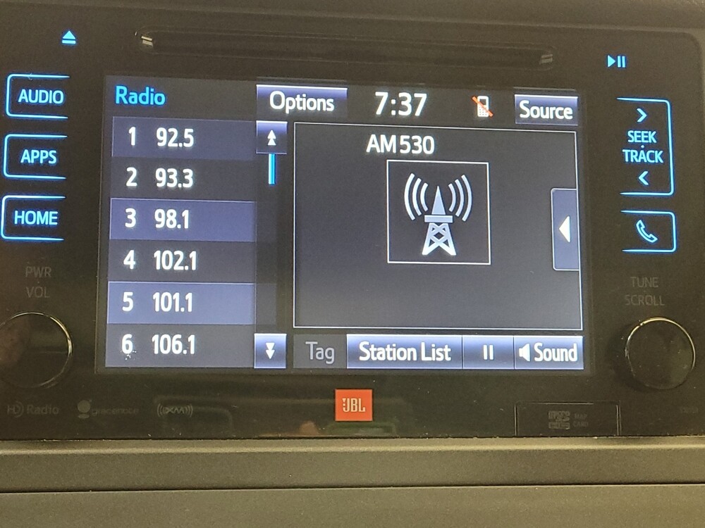 2017 Toyota Sienna in Columbus, OH 43228 - 18112511 25