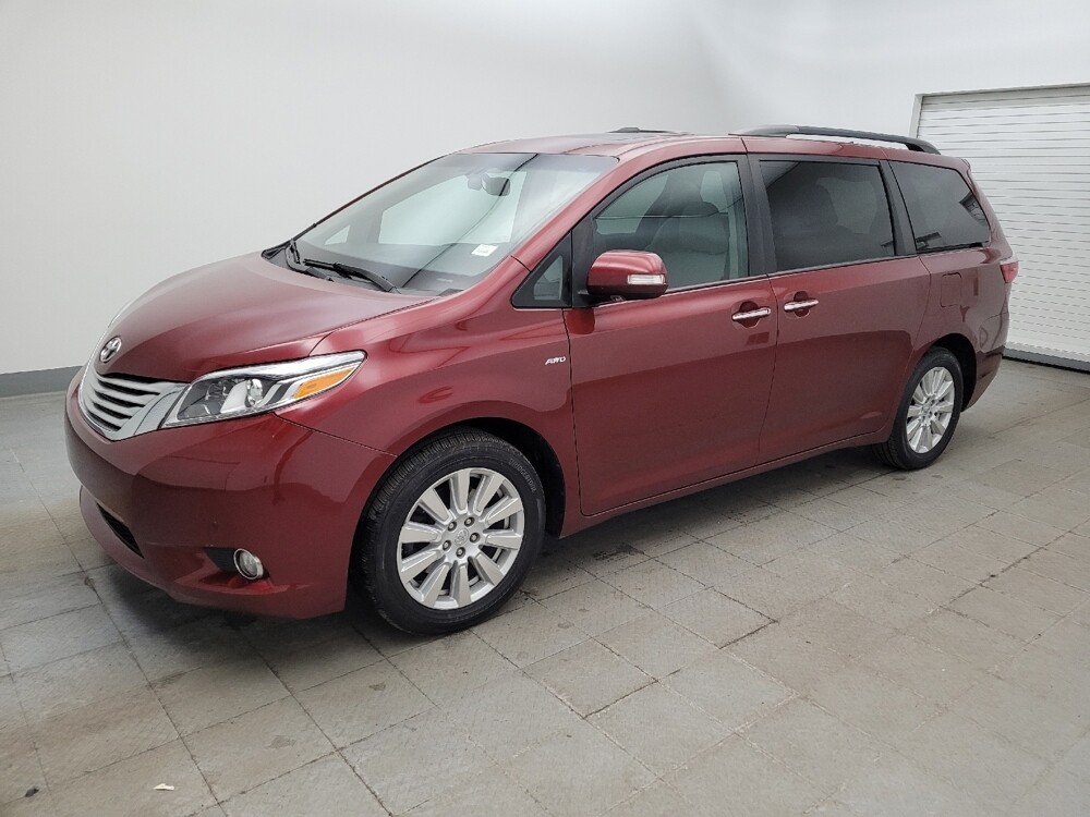 2017 Toyota Sienna in Columbus, OH 43228 - 18112511 2