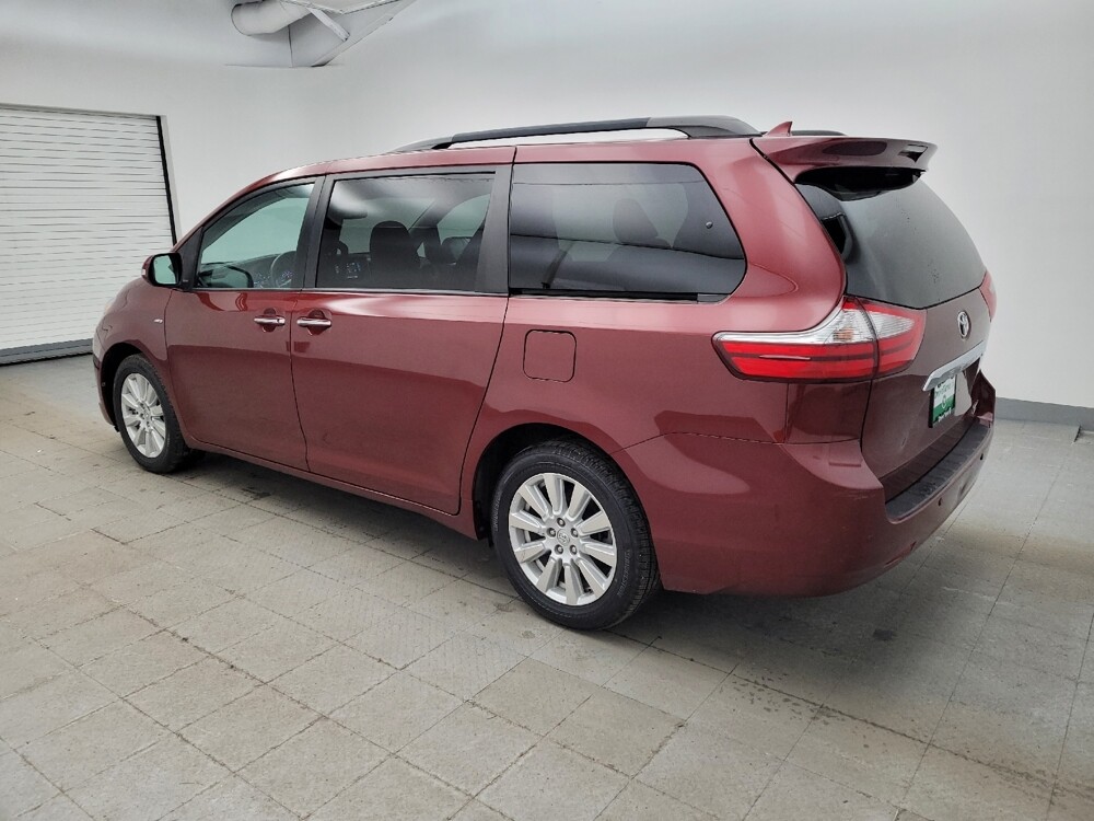 2017 Toyota Sienna in Columbus, OH 43228 - 18112511 3