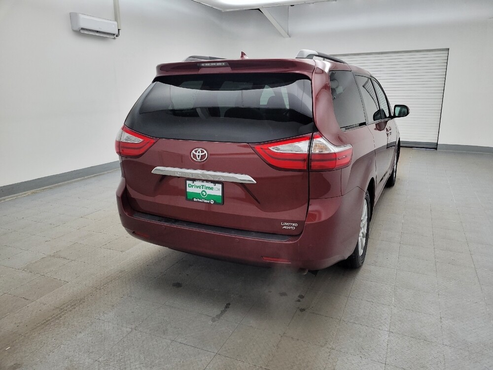 2017 Toyota Sienna in Columbus, OH 43228 - 18112511 7