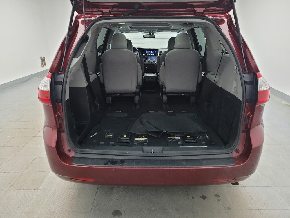 2017 Toyota Sienna in Columbus, OH 43228 - 18112511 29