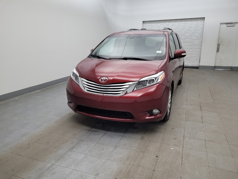 2017 Toyota Sienna in Columbus, OH 43228 - 18112511 15