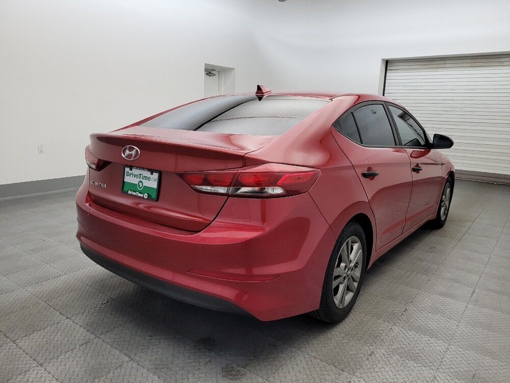 2018 Hyundai Elantra in Glendale, AZ 85301 - 18112520 9