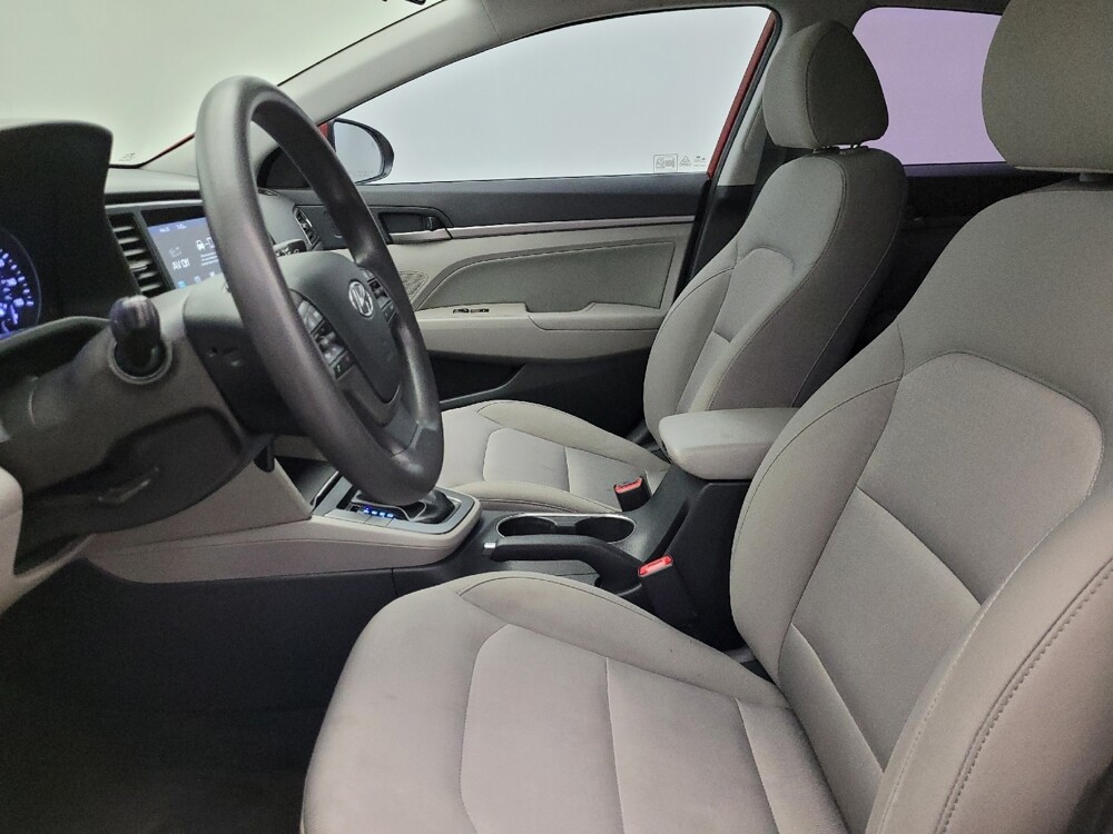 2018 Hyundai Elantra in Glendale, AZ 85301 - 18112520 17
