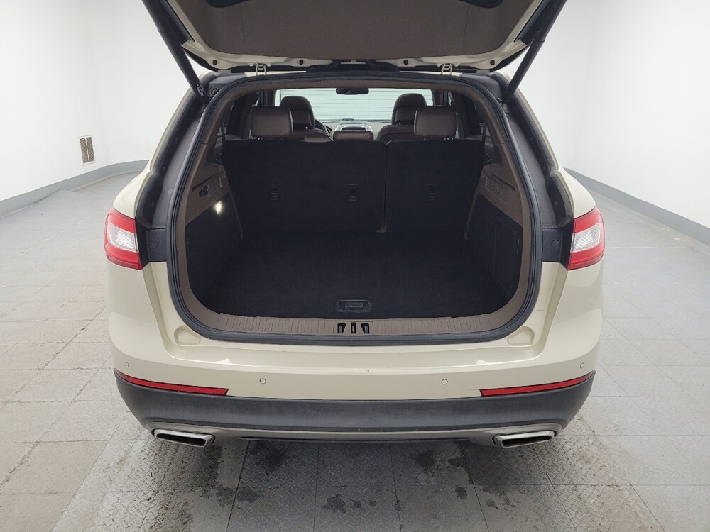 2016 Lincoln MKX in Louisville, KY 40258 - 18112522 29