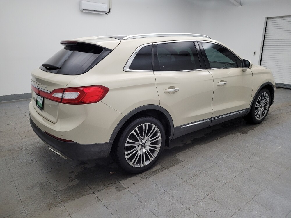 2016 Lincoln MKX in Louisville, KY 40258 - 18112522 10