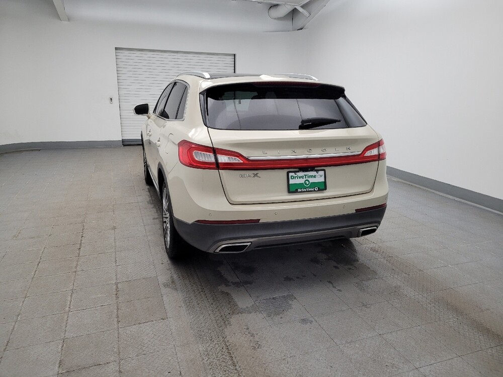 2016 Lincoln MKX in Louisville, KY 40258 - 18112522 6