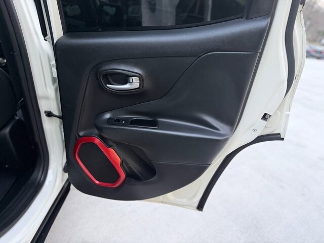 2016 Jeep Renegade in Knoxville, TN 37920 - 18112524 9