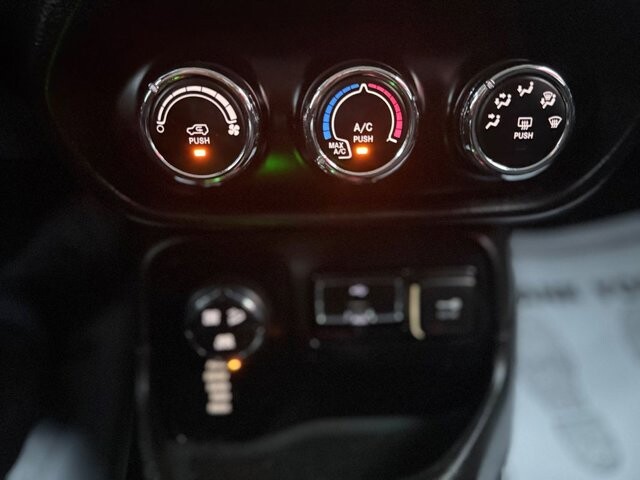 2016 Jeep Renegade in Knoxville, TN 37920 - 18112524 23