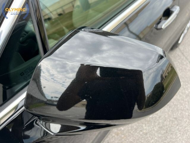 2019 Cadillac XT4 in Decatur, GA 30032 - 18112537 18