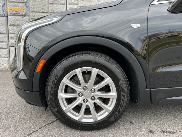 2019 Cadillac XT4 in Decatur, GA 30032 - 18112537 9