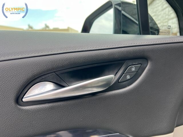 2019 Cadillac XT4 in Decatur, GA 30032 - 18112537 39